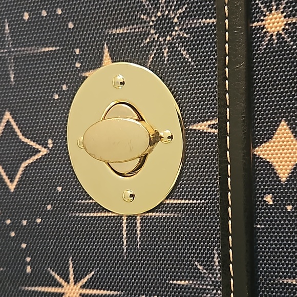 Cottage core structured cross body bag - Picture 3 of 6